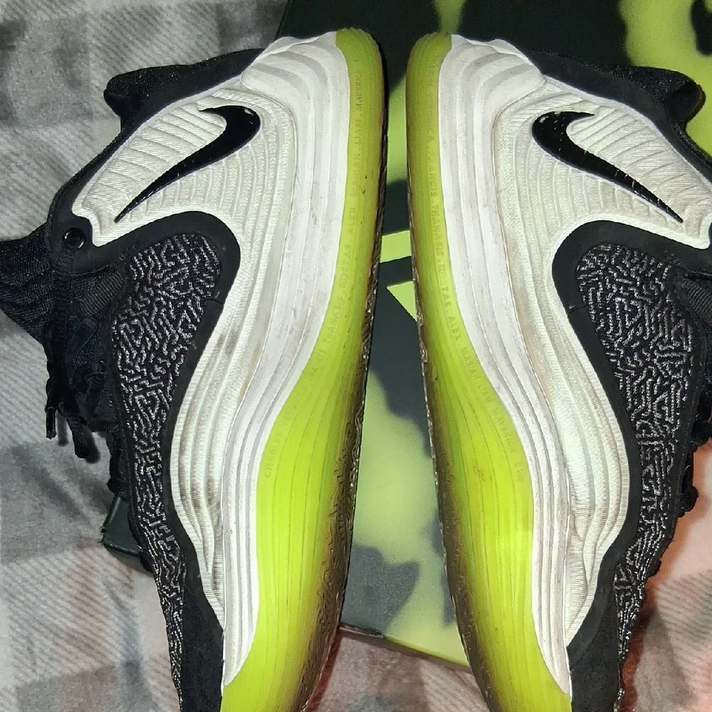 Nike Black Sneakers with Bright Green Swoosh and White Midsole